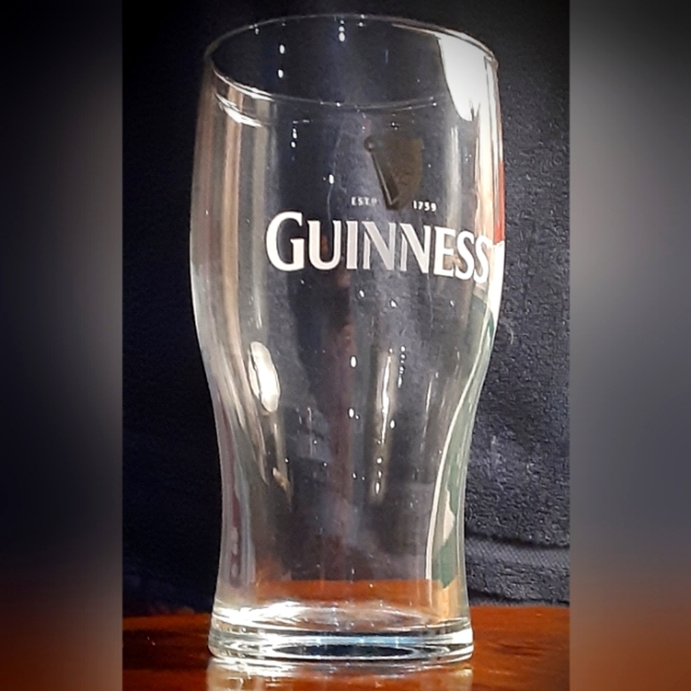 Official Guinness pint Glass